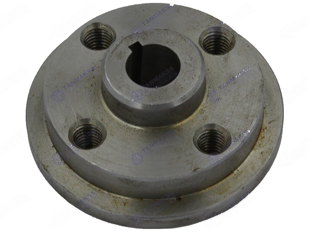Steyr Mazot Pompa Dişli Flanşı